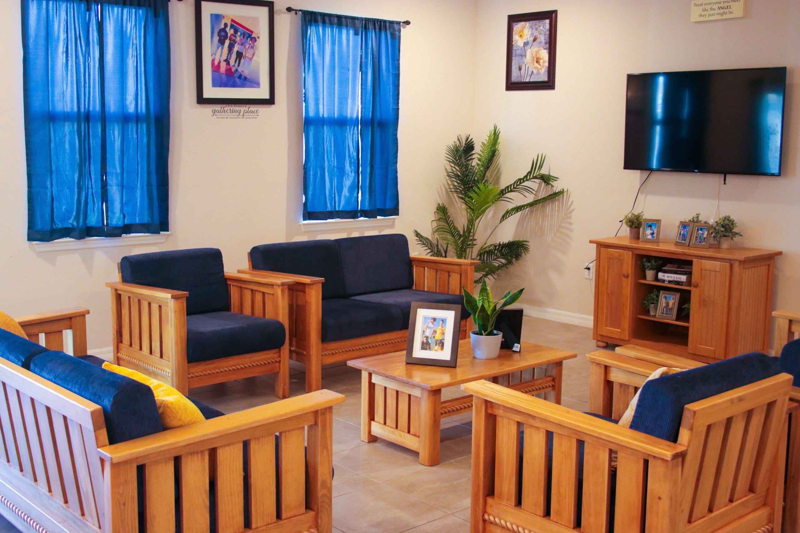 hope house stcloud living room